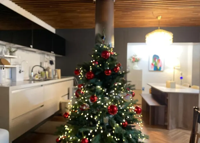 度假居 Jongno Hanok Family 3 2 Bathrooms Dongmyo Ddp Urban Relaxation Gyeongbokgung Palace Modern Hanok Spacious Deck Free Luggage Storage