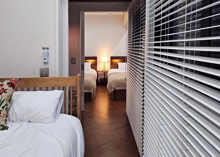 度假居 Jongno Hanok Family 3 2 Bathrooms Dongmyo Ddp Urban Relaxation Gyeongbokgung Palace Modern Hanok Spacious Deck Free Luggage Storage 首爾